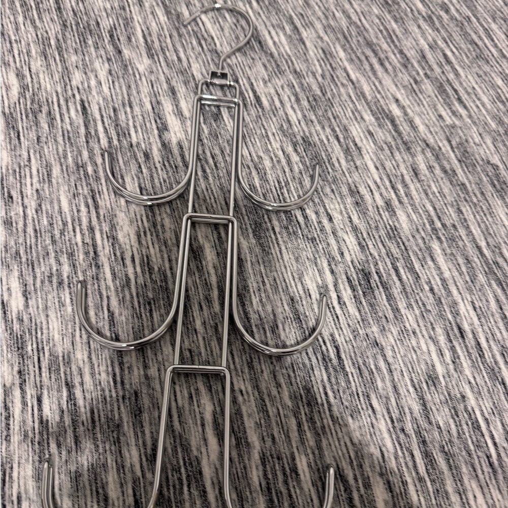 Amazon Silver Wall Hook Organizer